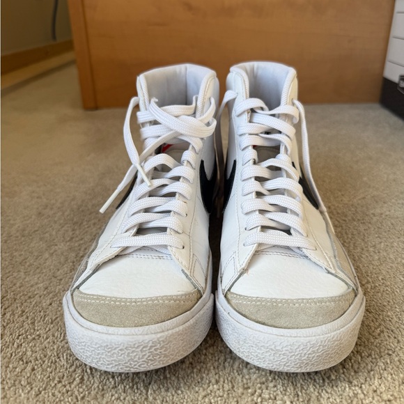 Nike Blazer Mid 77 White High-Top Sneakers 6.5Y - Picture 5 of 9